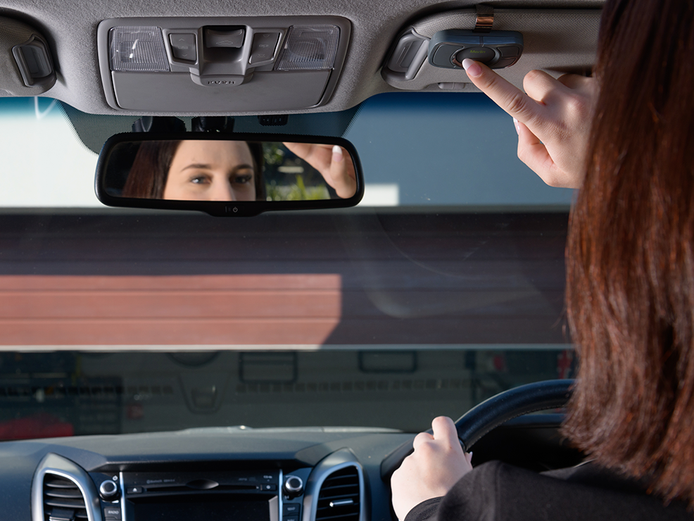 E964Mcar986X740 Merlin Garage Remote